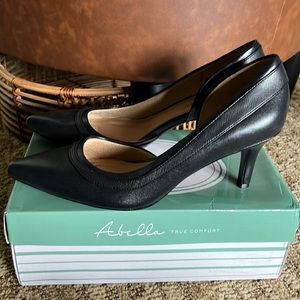 Abella Satine Black Heels ❤️ New
